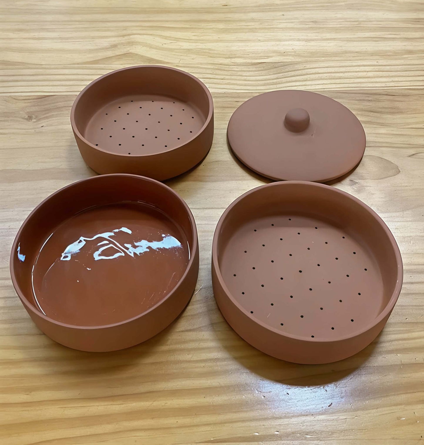 Terracotta spireskål
